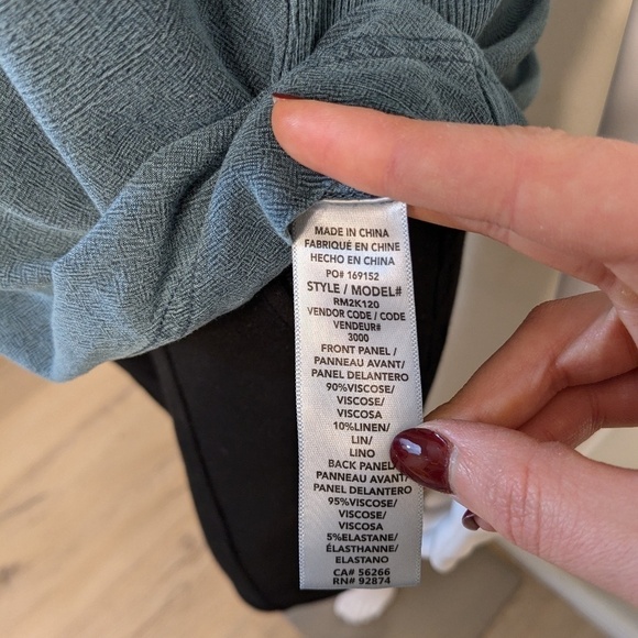 Splendid Green/Blue V-Neck Tank Top Size M - Picture 3 of 5